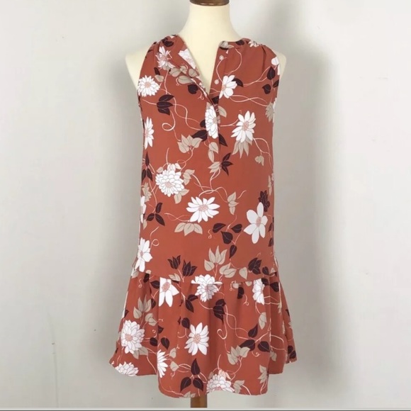 LOFT Dresses & Skirts - LOFT Floral Dress